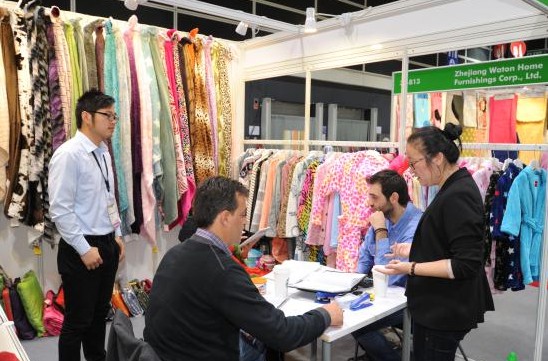 ������Ѯ��ۼ�ͥ��Ʒչ�̙C(j��)�o��