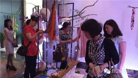 �z�����������ΘI(y��)���ɞ��ِΨһ��Ʒٝ����