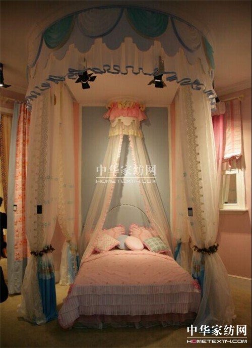 ���ڇ��H�Ҽ���ˇ�߼Ҿ��b�չ�����������¡��L(f��ng)����