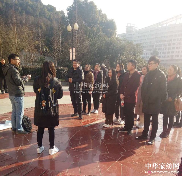 �Pʢ�Ҽ�2017������Ʒȫ��Ѳ����Ӗ(x��n)��(hu��)����һվ�ڽ�����ʽ���_�Ļ��