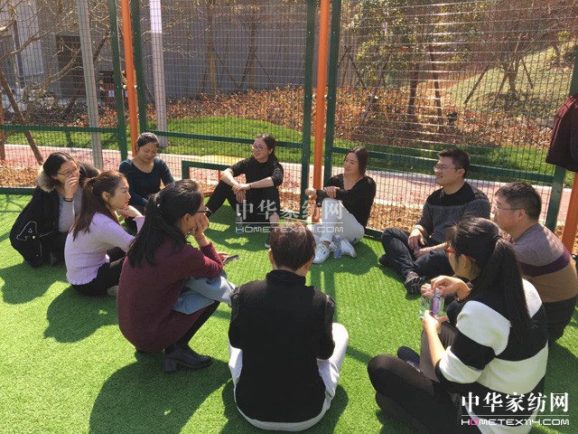 �Pʢ�Ҽ�2017������Ʒȫ��Ѳ����Ӗ(x��n)��(hu��)����һվ�ڽ�����ʽ���_�Ļ��