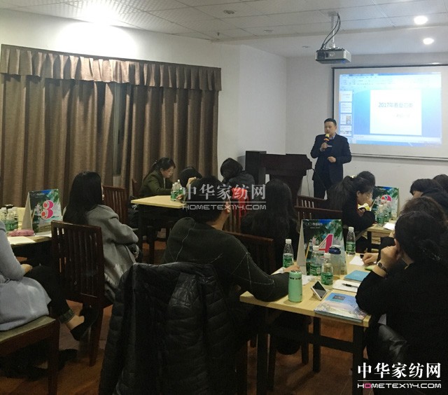 �R�ۅ�Խ֮�����_(k��i)���Ҽ�����(y��u)��ƪ��