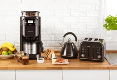 ˲�g��߆����������Ҹ��е�С������M��2017���ڶYƷ�Ҿ�չ��