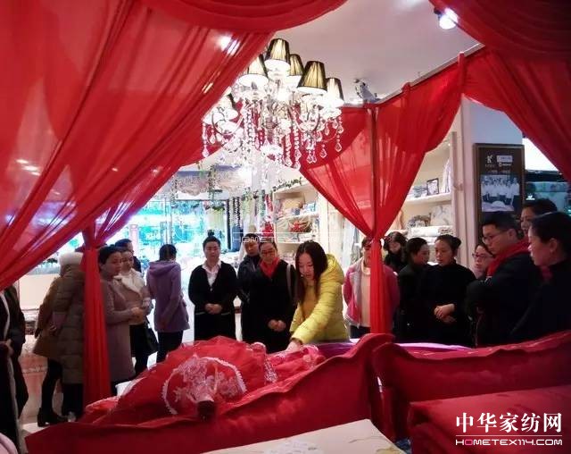 �Pʢ�Ҽ�����������Ӣ�R����ɽ�������@��������