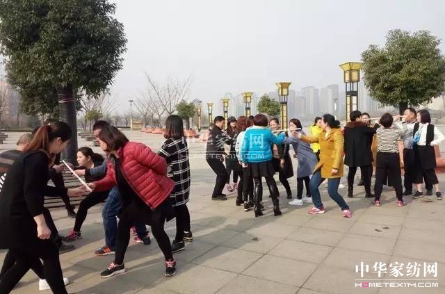 �Pʢ�Ҽ�����Ӣ���������f��Փ�������l��Ӣ����