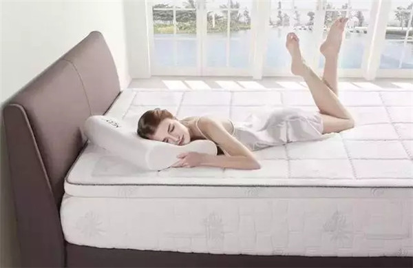 Mlily���ٺϵ����ҕ������(d��o)ȫ���㉺˯��