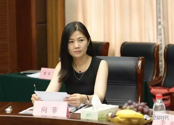 ��һ��(ch��ng)�O(sh��)Ӌ(j��)�L(f��ng)�����򺣌��������wܛ�b�O(sh��)Ӌ(j��)�M���\�������������_�u(p��ng)��