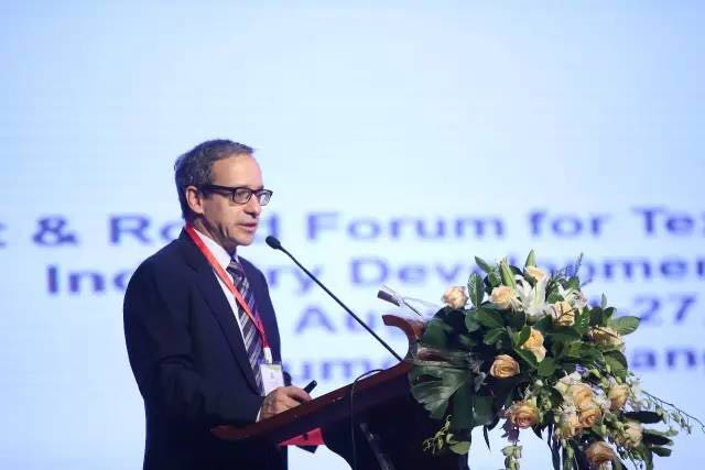 䁾̈́�(chu��ng)�����Gɫ���ɳ��m(x��)�l(f��)չ���½z·��2017��һ��һ·���������b�a(ch��n)�I(y��)�l(f��)չՓ���ڞ���ľ�R���_