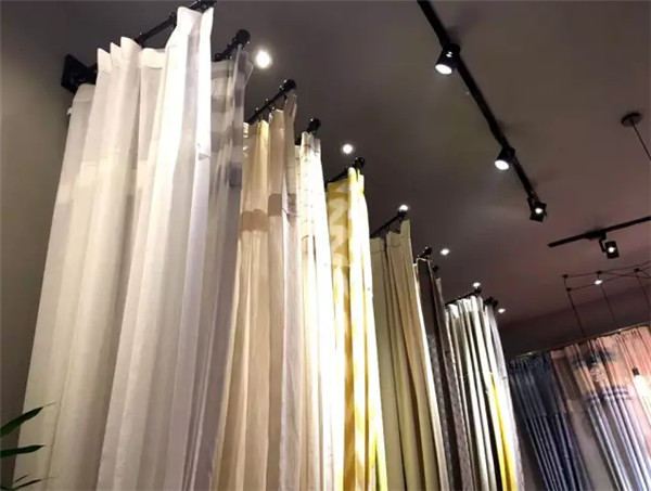 �����Ҳ�����20�d�L��ͬ�У����٬F(xi��n)���L