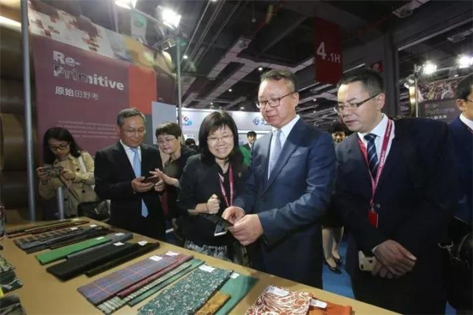 ���@�������(gu��)�L(f��ng)�����м�(li��n)���＾(li��n)չ���_Ļ