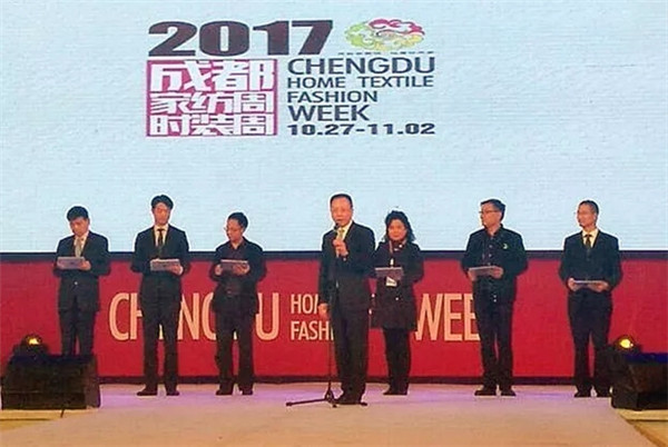 �r�����I(l��ng)���2017�ɶ��Ҽ���•�ɶ��r�b�������ݾ��ʆ�Ļ