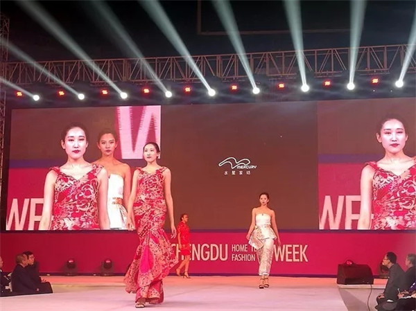 �r(sh��)�����I(l��ng)������2017�ɶ��Ҽ���•�ɶ��r(sh��)�b�������ݾ��ʆ�Ļ