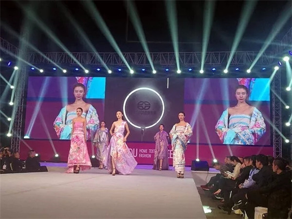 �r(sh��)�����I(l��ng)���2017�ɶ��Ҽ���•�ɶ��r(sh��)�b�������ݾ��ʆ�Ļ