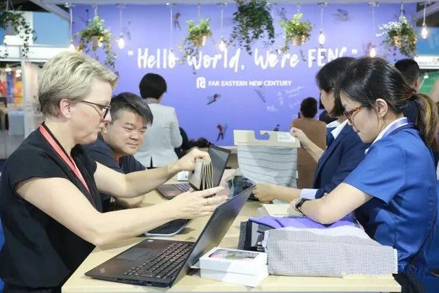 2017���_������չ�չ٣��߿Ƽ���(chu��ng)�¼���Ʒ������A�����ܼ�������ý�w�۽�