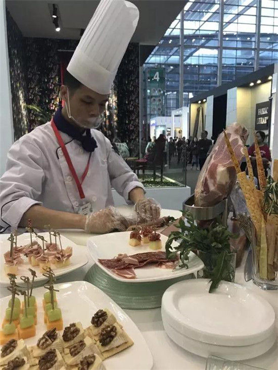 ���ذ���������t�Ƽӻ���Ҳ����ס�`�걼��N&B������