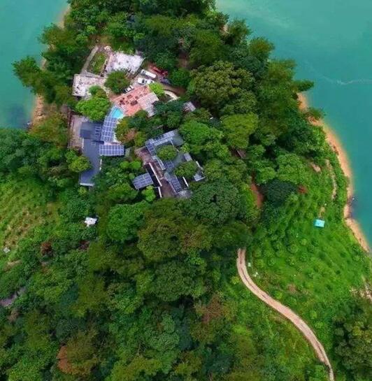 ����Ȼ���ؾ�����������һ��(ch��ng)���ӵİl(f��)����(hu��)