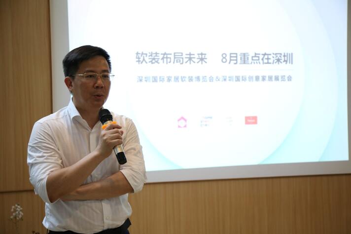 ����Ȼ���ؾ�����������һ��(ch��ng)���ӵİl(f��)����(hu��)