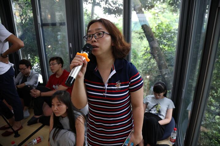 ����Ȼ���ؾ�����������һ��(ch��ng)���ӵİl(f��)����(hu��)