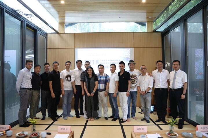 ����Ȼ���ؾ��������һ��(ch��ng)���ӵİl(f��)����(hu��)