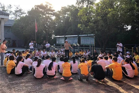 �Pʢ�Ҽ�2018�ļ���Ӗ(x��n)��|�@���҂������˺�ɽ