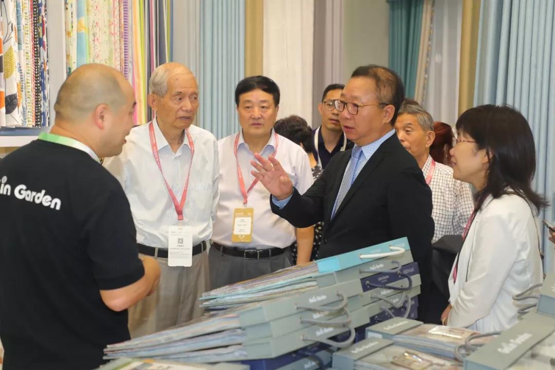 �������25�d��δ��(l��i)������k��--2019�ﶬ�Ҽ�չ�ڇ�(gu��)�ҕ�(hu��)չ���ģ��Ϻ����A���_Ļ