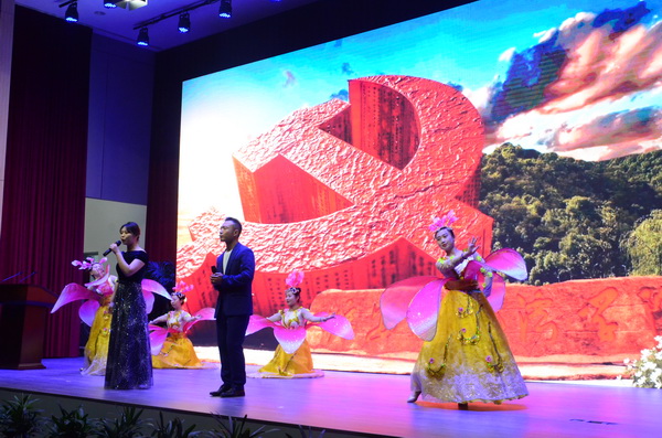 �����h���ꡤ�^�M(j��n)�A�����A���hί�e�Бcף���h������ô��(hu��)