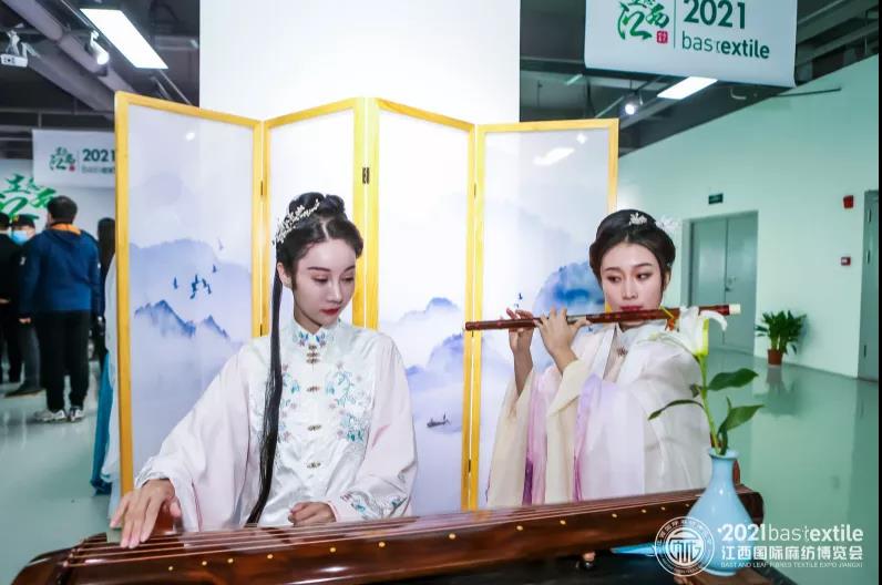 ���B(t��i)�����r����ˇ��2021�������H�鼏���[��ʢ��Ļ