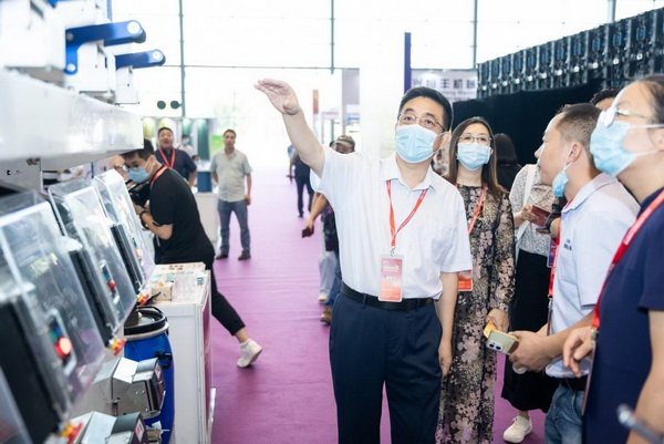 ���������d�u(y��)�M�M���Č��Ї�(gu��)�����²���չ�A�M�]Ļ